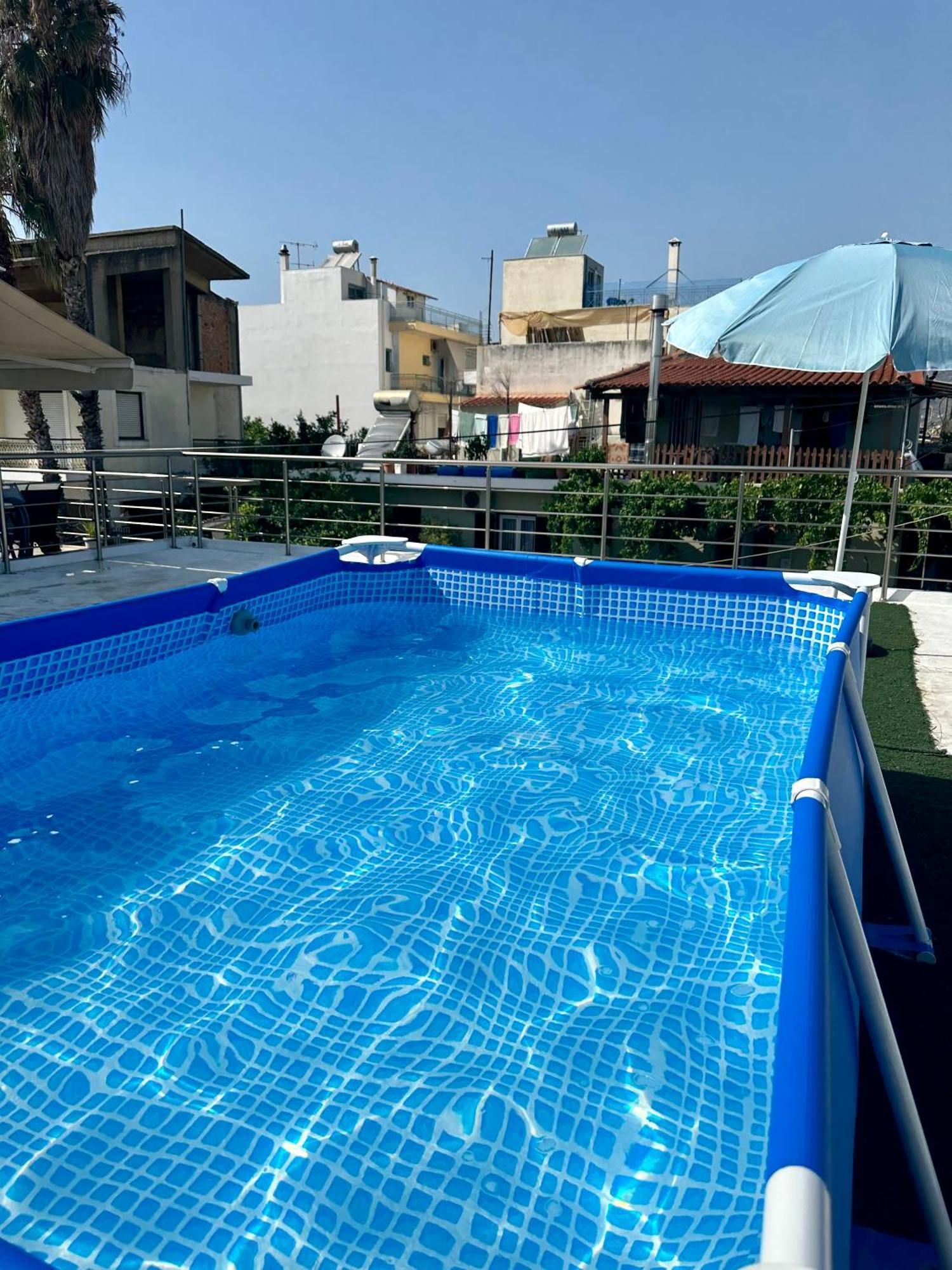 Red Harmony By The Sea Pool And Balcony Apartamento Calamata Exterior foto